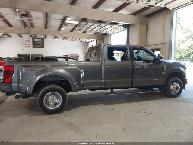 2022 FORD F-350 PLATINUM 13