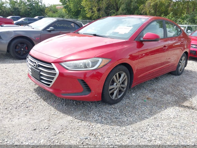 2017 HYUNDAI ELANTRA SE 2
