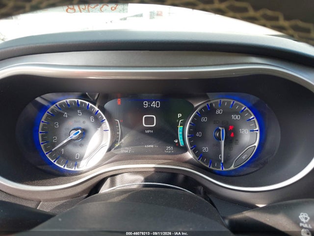 2023 CHRYSLER PACIFICA TOURING L 7