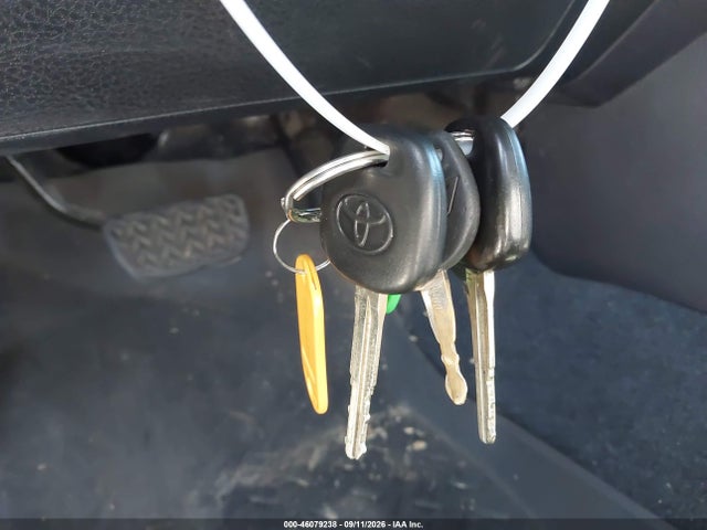 2019 TOYOTA TACOMA SR 11