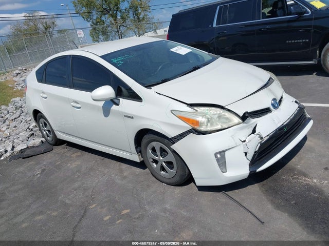 2013 TOYOTA PRIUS TWO