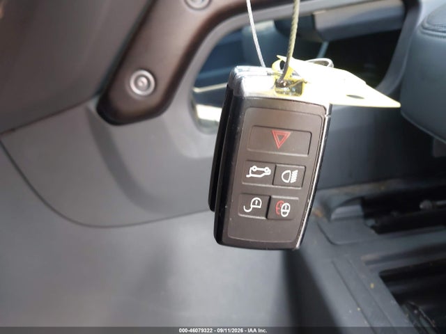 2022 LAND ROVER DEFENDER 110 X-DYNAMIC HSE 11