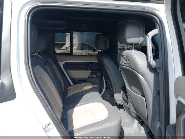 2022 LAND ROVER DEFENDER 110 X-DYNAMIC HSE 8