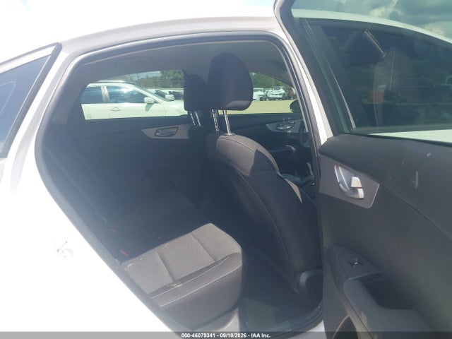 2023 KIA FORTE LXS 8