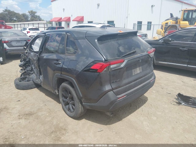 2022 TOYOTA RAV4 LE 3