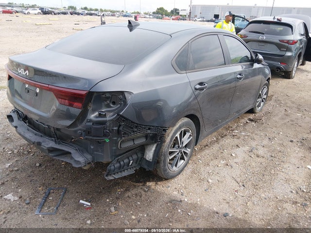 2023 KIA FORTE LXS 4
