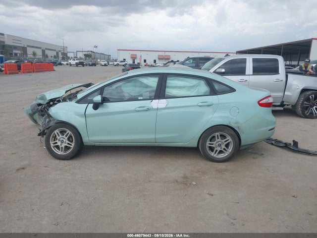 2019 FORD FIESTA SE 14