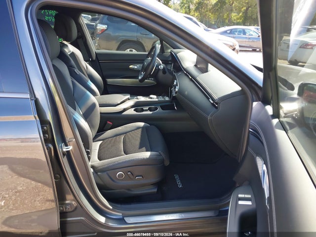 2023 GENESIS GV70 2.5T AWD 5