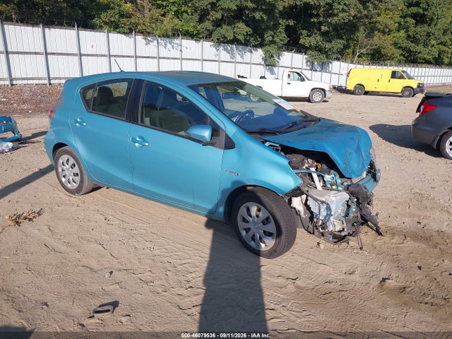 2013 TOYOTA PRIUS TWO