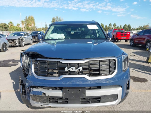 2025 KIA TELLURIDE S 12