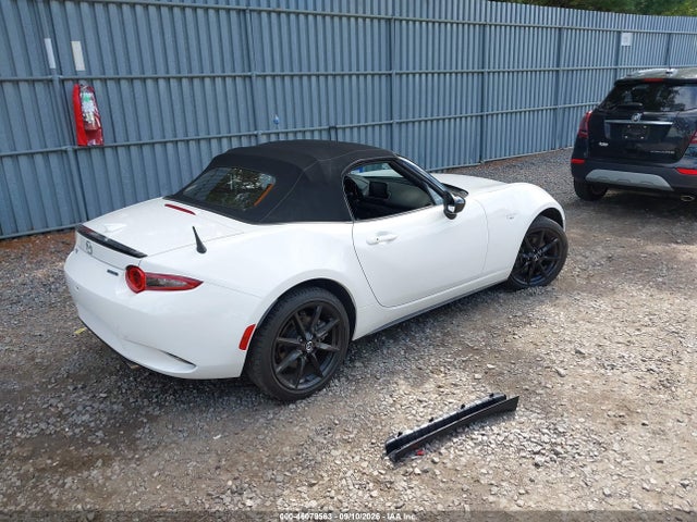 2021 MAZDA MX-5 MIATA CLUB 4