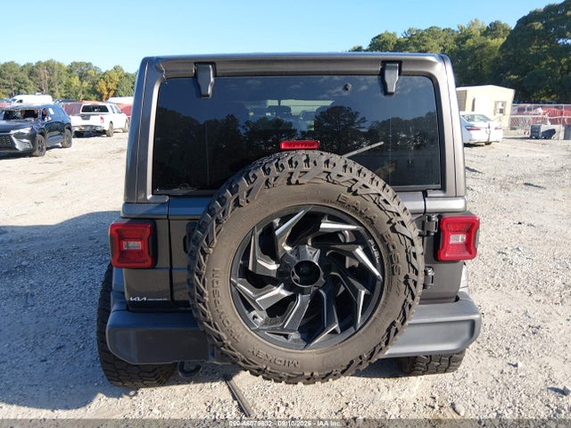 2021 JEEP WRANGLER UNLIMITED SAHARA 4X4 16