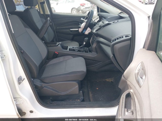 2017 FORD ESCAPE SE 5