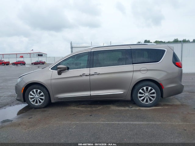 2018 CHRYSLER PACIFICA TOURING L PLUS 14