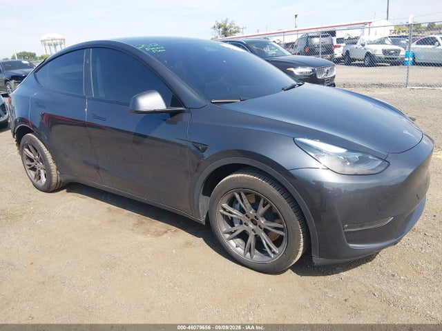 2025 Tesla Model Y Long Range Dual Motor All-Wheel Drive
