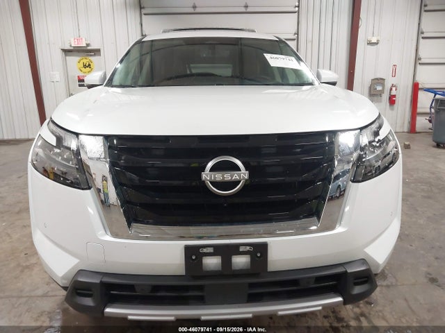 2025 NISSAN PATHFINDER PLATINUM 4WD 13