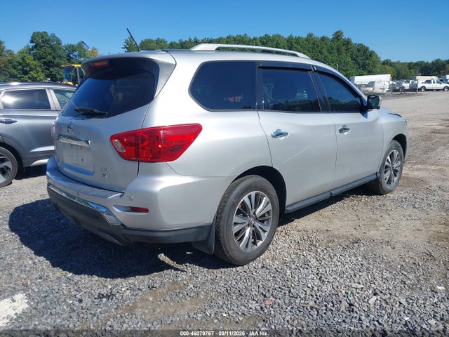 2018 NISSAN PATHFINDER SL 4