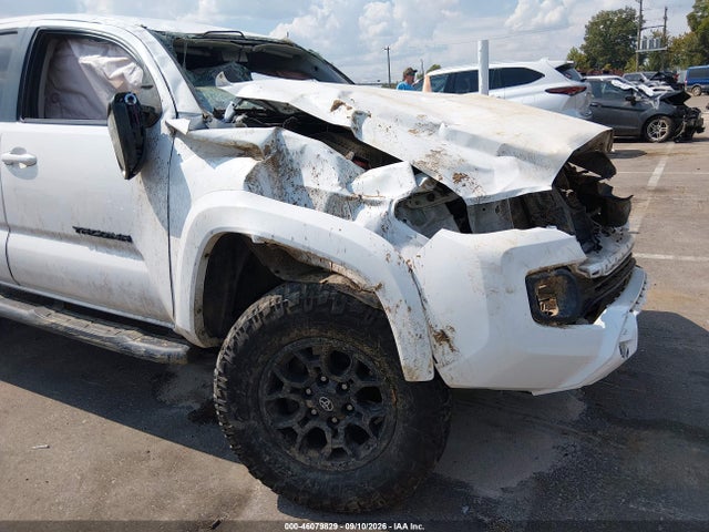 2019 TOYOTA TACOMA SR5 V6 18