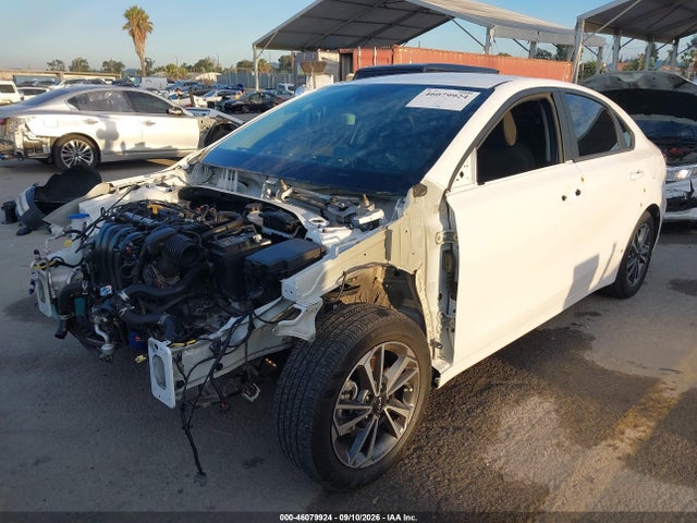 2023 KIA FORTE LXS 2