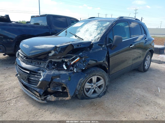 2019 CHEVROLET TRAX LT 2