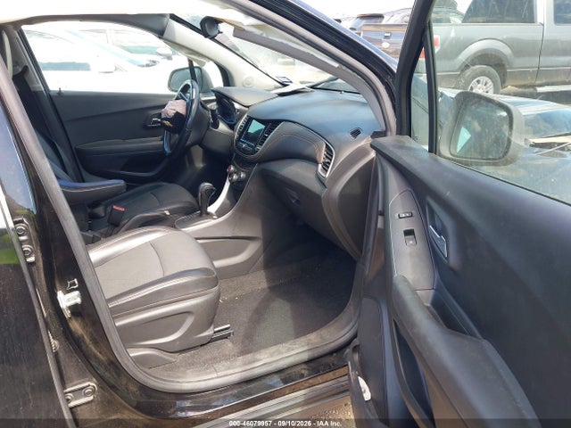 2019 CHEVROLET TRAX LT 5
