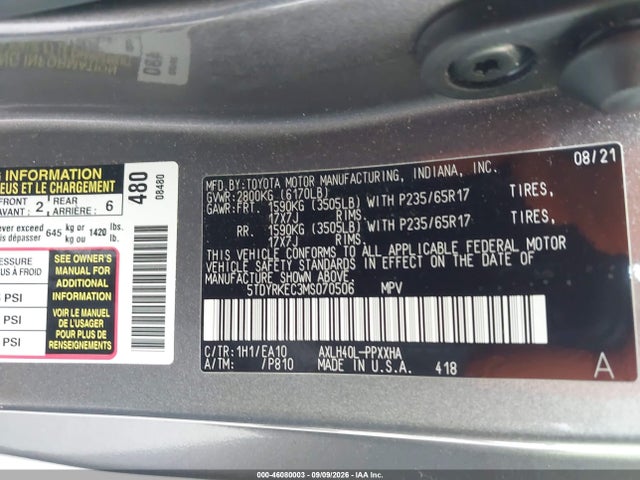 2021 TOYOTA SIENNA XLE 9