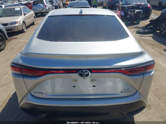 2025 TOYOTA MIRAI XLE 16