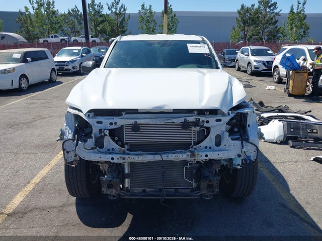 2025 TOYOTA 4RUNNER SR5 13