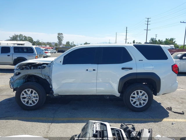 2025 TOYOTA 4RUNNER SR5 15