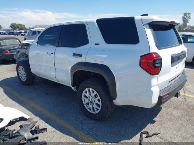 2025 TOYOTA 4RUNNER SR5 3