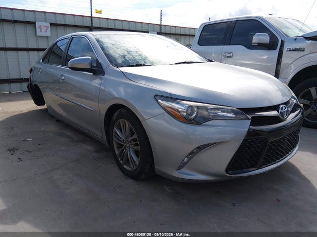 2016 TOYOTA CAMRY SE