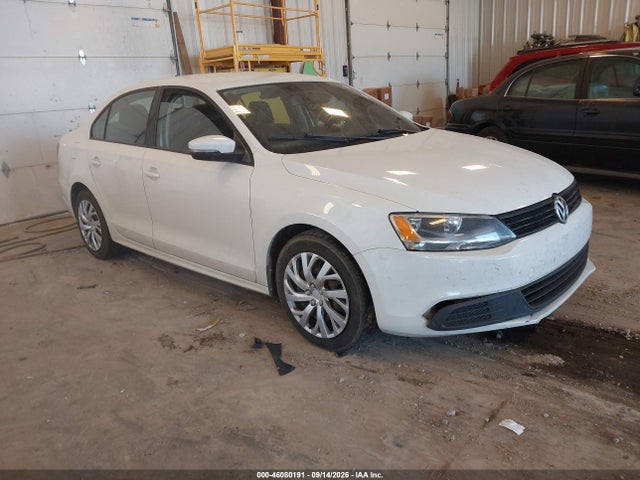 2014 VOLKSWAGEN JETTA 1.8T SE