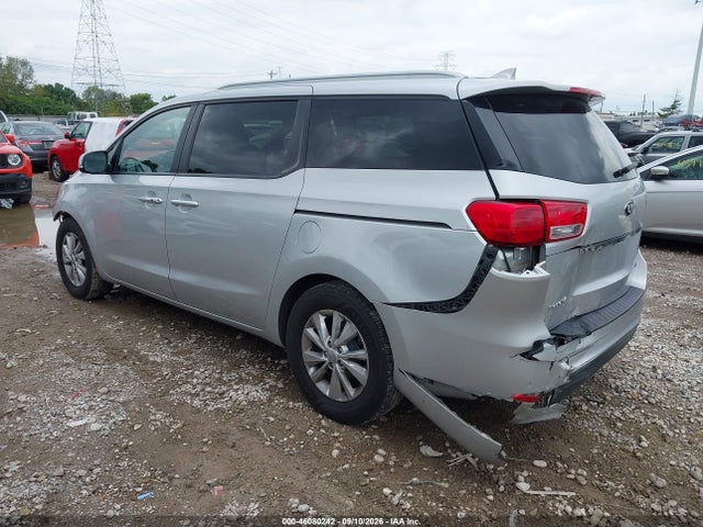 2018 KIA SEDONA LX 3