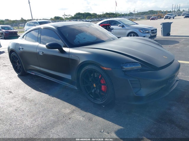2024 Porsche Taycan Gts