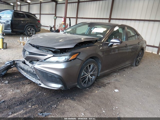2022 TOYOTA CAMRY SE 2