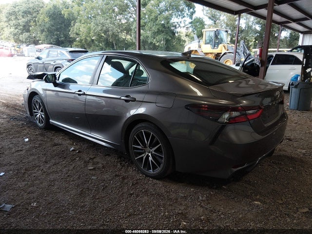 2022 TOYOTA CAMRY SE 3