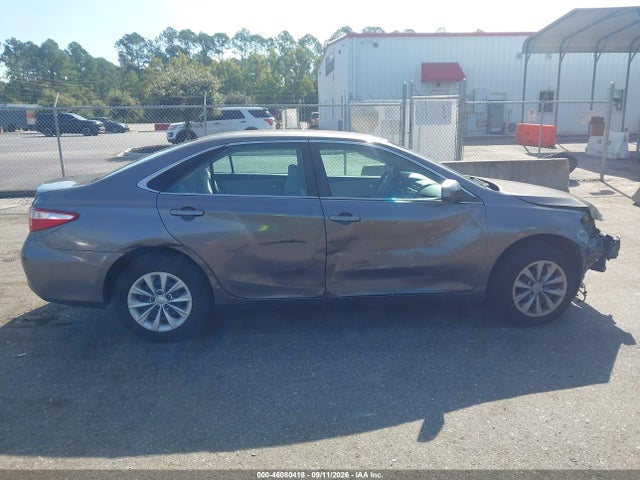 2017 TOYOTA CAMRY LE 13