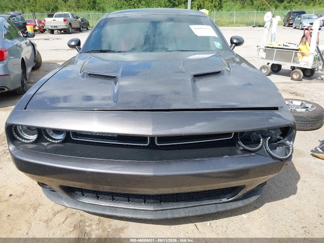 2022 DODGE CHALLENGER SXT 10