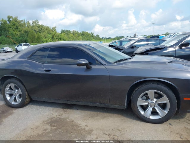 2022 DODGE CHALLENGER SXT 13