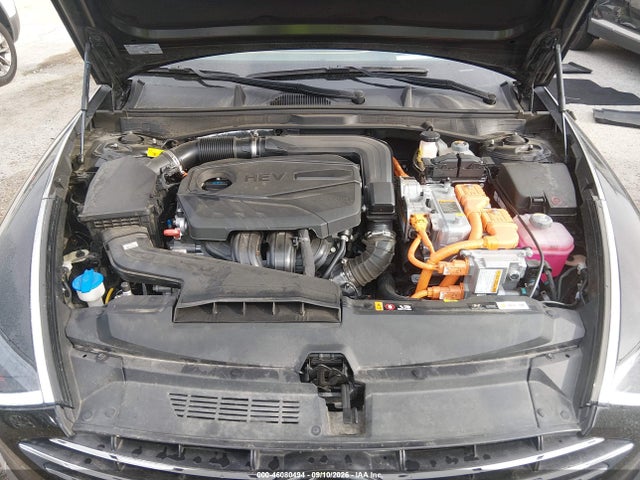 2023 HYUNDAI SONATA HYBRID LIMITED 10