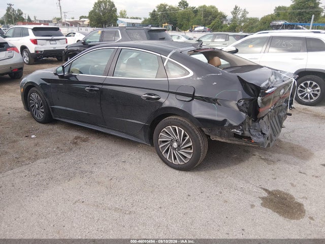 2023 HYUNDAI SONATA HYBRID LIMITED 3
