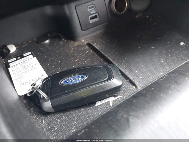 2021 FORD ESCAPE SE 11