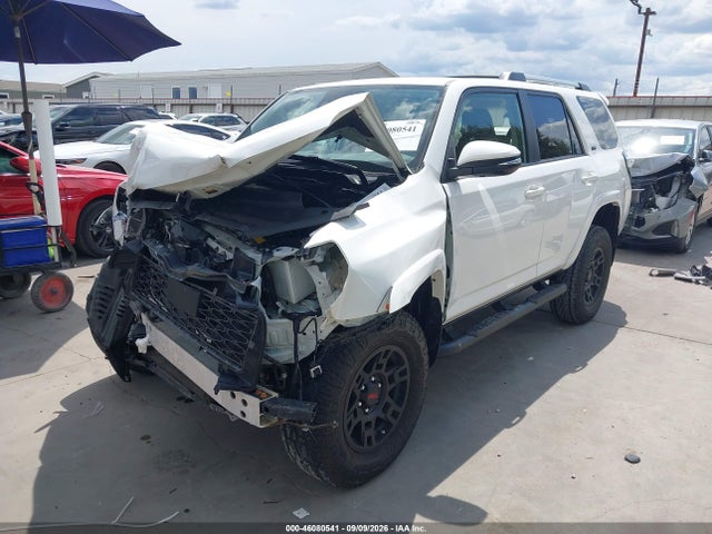 2023 TOYOTA 4RUNNER SR5 PREMIUM 2