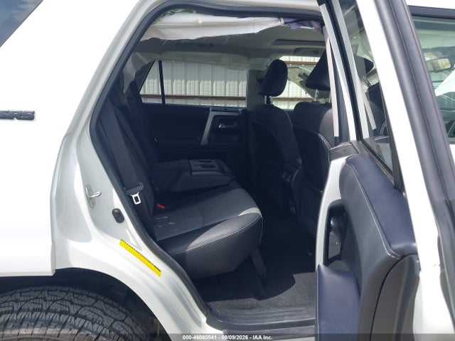2023 TOYOTA 4RUNNER SR5 PREMIUM 8