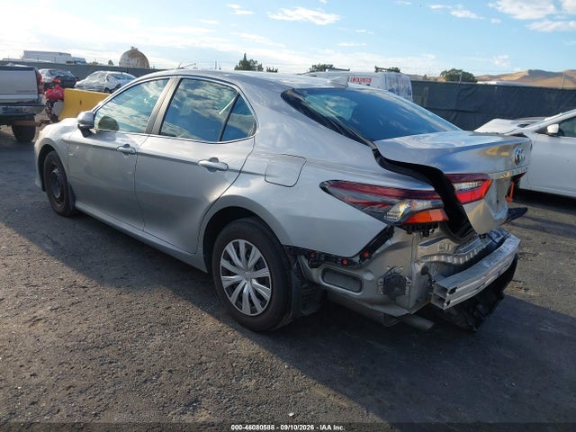2023 TOYOTA CAMRY LE HYBRID 3