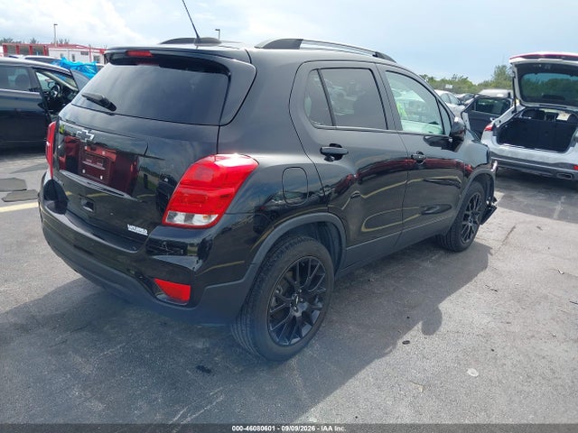 2022 CHEVROLET TRAX AWD LT 4
