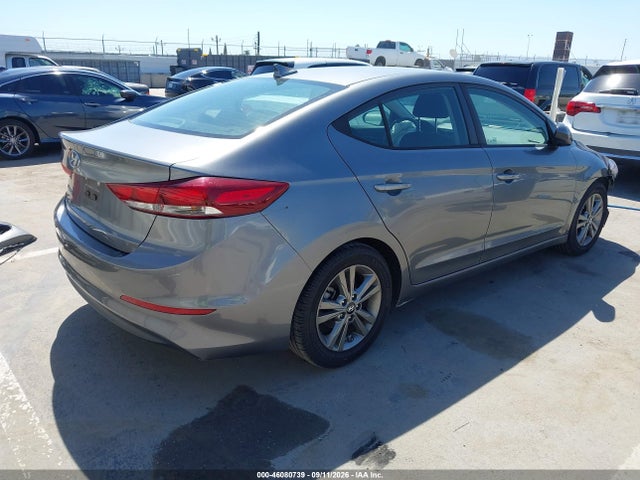 2018 HYUNDAI ELANTRA SEL 4