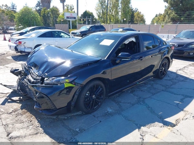 2025 TOYOTA CAMRY SE 2