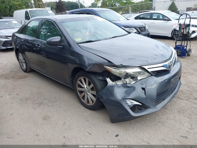 2012 TOYOTA CAMRY XLE