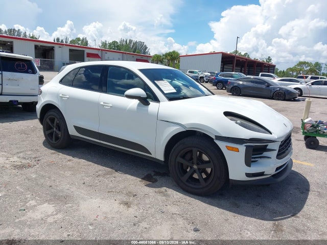 2019 PORSCHE MACAN 